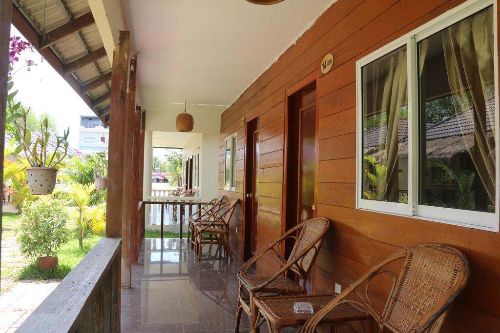 The Moonflower Bungalow Hotel Sihanoukville Kültér fotó